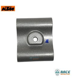 Espaciador Guia Cadena Platina Posapié Trasero DUKE 200/250/390 RC 200/390 HUSQVARNA 200/401 Original KTM