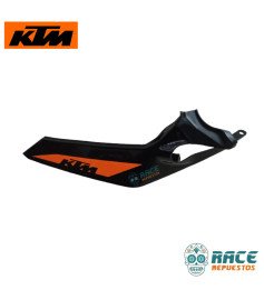 Tapa Sillin Derecha Negra con Calca Duke 200/250/390 Original KTM 