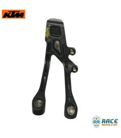 Base De Posapié Trasero Izquierdo Duke 250 GEN 3 Original KTM 